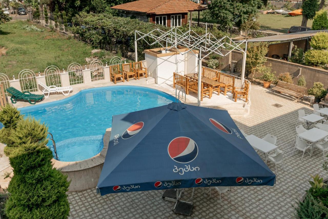 Guest House Sofia Кобулети Екстериор снимка