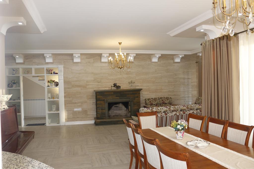Guest House Sofia Кобулети Екстериор снимка