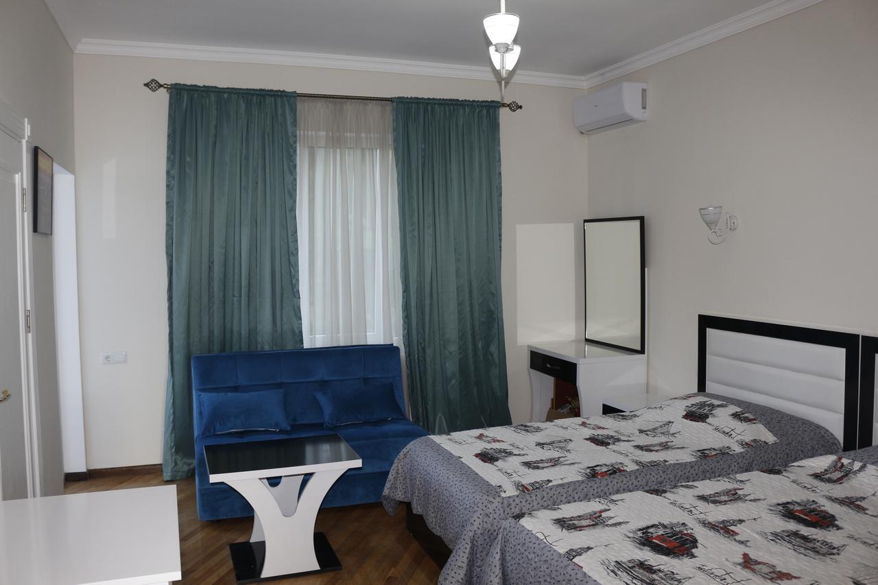 Guest House Sofia Кобулети Екстериор снимка