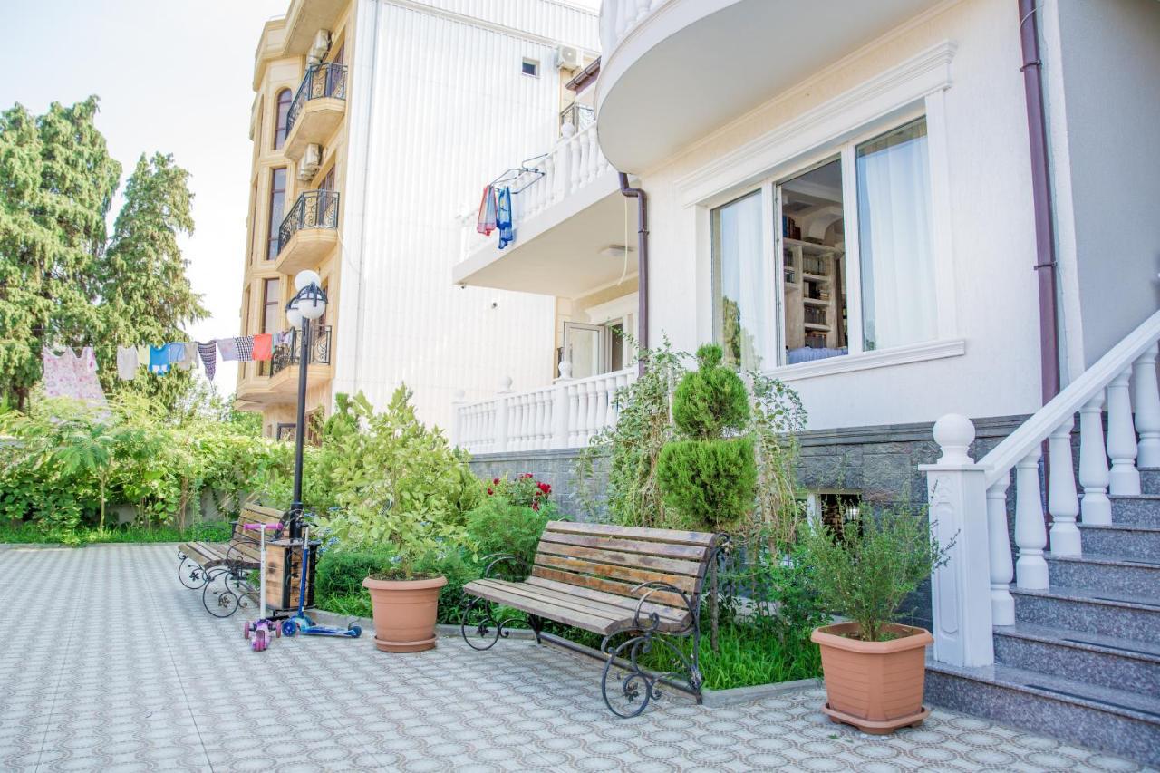 Guest House Sofia Кобулети Екстериор снимка