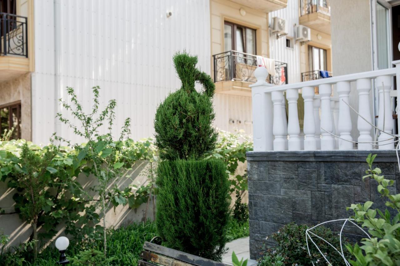 Guest House Sofia Кобулети Екстериор снимка